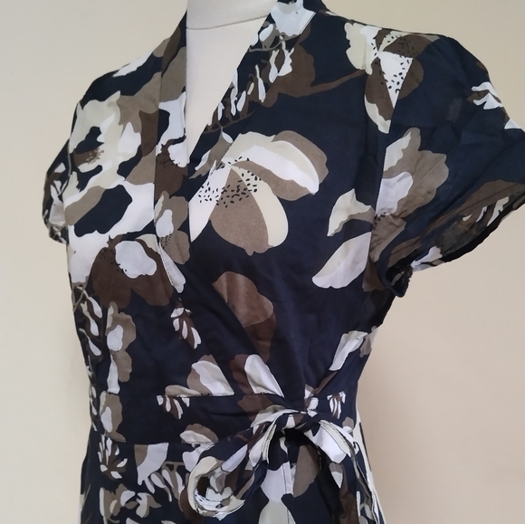Regatta cotton floral wrap top - Picture 3 of 4